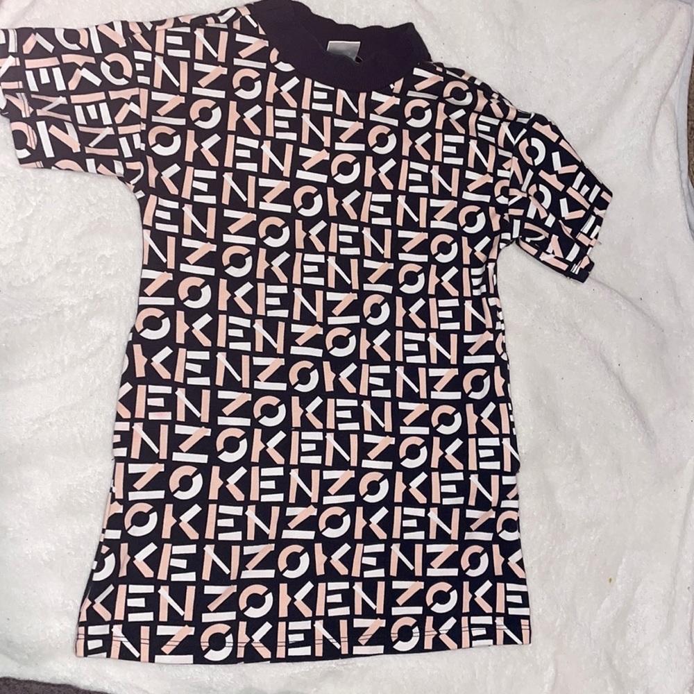 Girls kenzo dress with pockets in great condition
